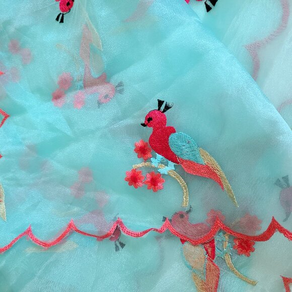Large scarf or sari organza nylon material with embroidered birds. - Picture 3 of 12